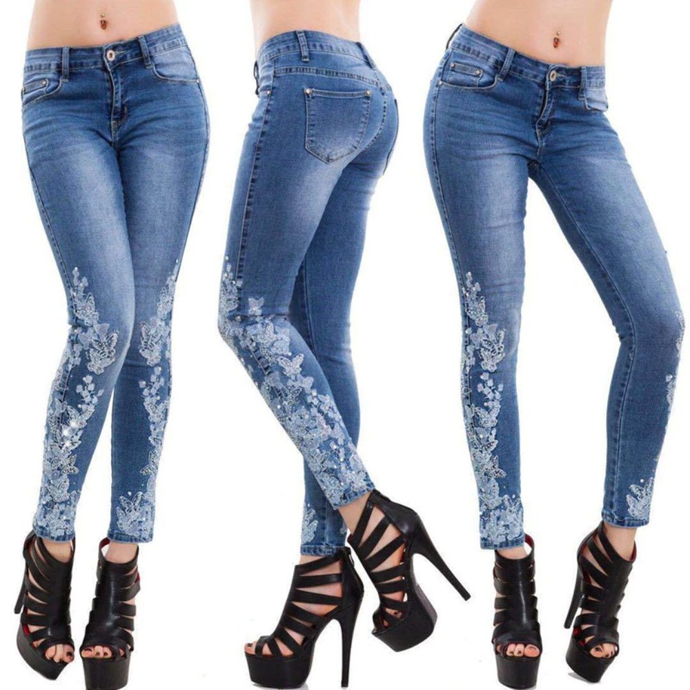 NWT Designer Embroidered Slim Skinny fit Jeans
